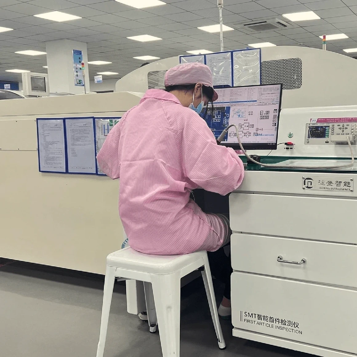 SMT first article inspection workstation